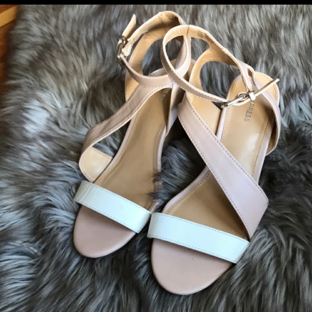 Express wedges - Picture 2 of 2